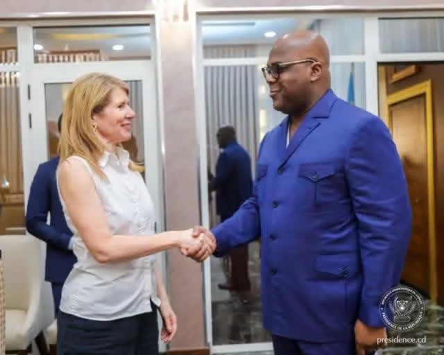 Rencontre entre les autorités congolaises et britanniques autour de soutien à la lutte contre Ebola en RDC Rencontre entre les autorités congolaises et britanniques autour du soutien à la lutte contre Ebola en RDC