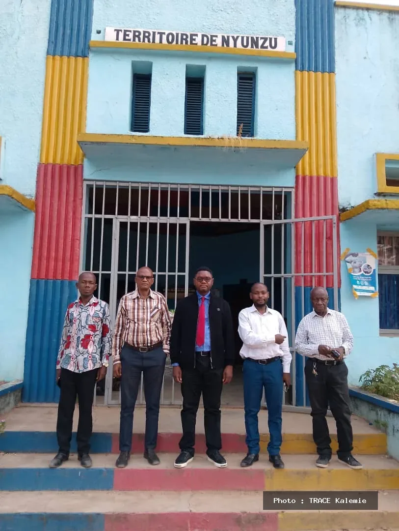 Délégation de l’Inspection Générale de la Territoriale en mission de contrôle à Nyunzu dans la province du Tanganyika.