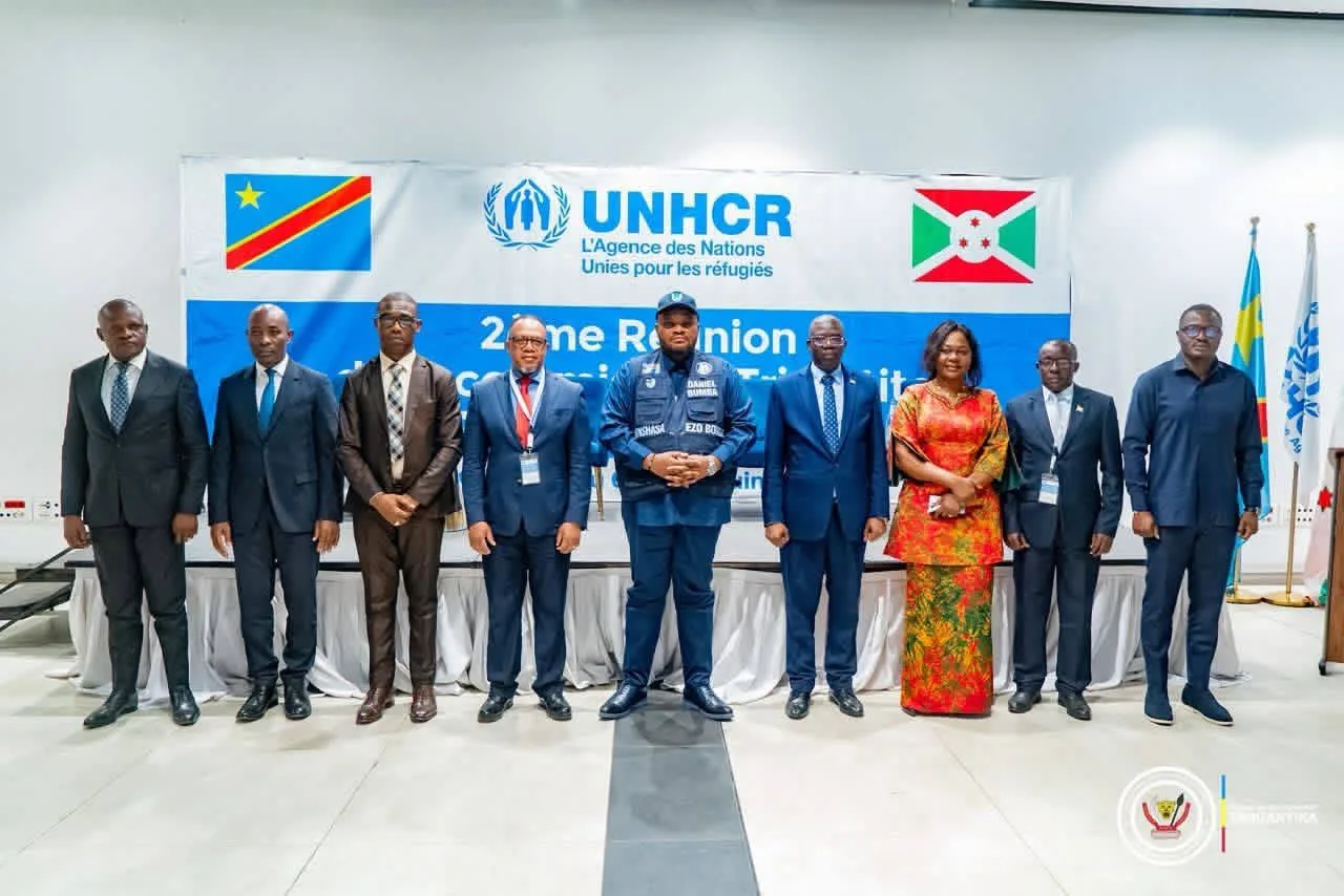Participants à la réunion tripartite RDC-Burundi-HCR lors de la clôture des travaux à Kinshasa
