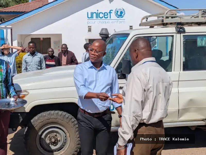 Remise officielle de quatre véhicules Land Cruiser par l’UNICEF Kalemie à ses partenaires de mise en œuvre dans la province du Tanganyika Remise officielle de quatre véhicules Land Cruiser par l’UNICEF Kalemie à ses partenaires de mise en œuvre dans la province du Tanganyika.