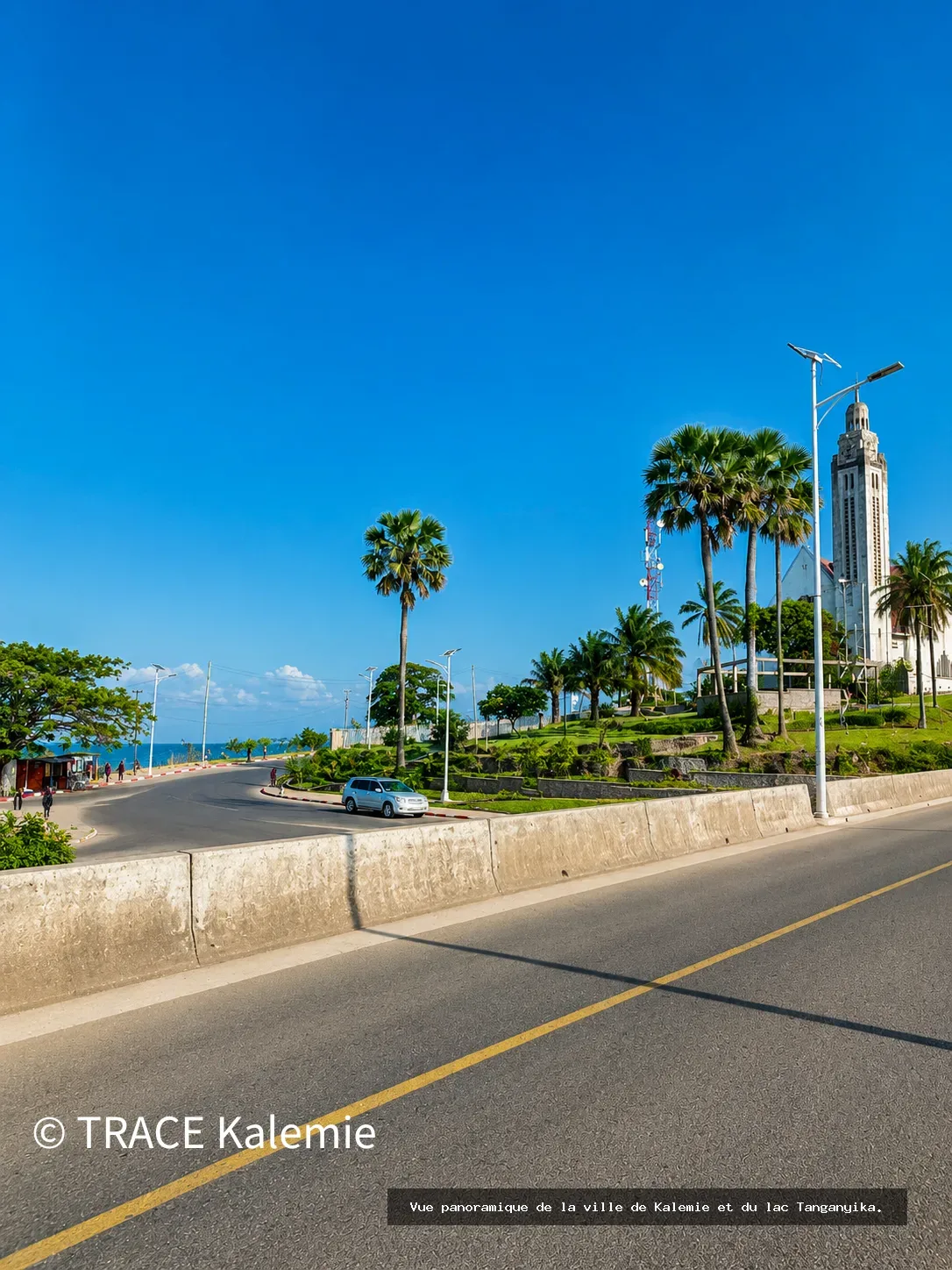 Vue panoramique de la ville de Kalemie et du lac Tanganyika.
