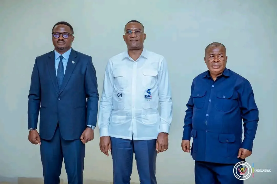 Guylain Nyembo Mbwizya lors de la sensibilisation sur le recensement général de la population à Kalemie