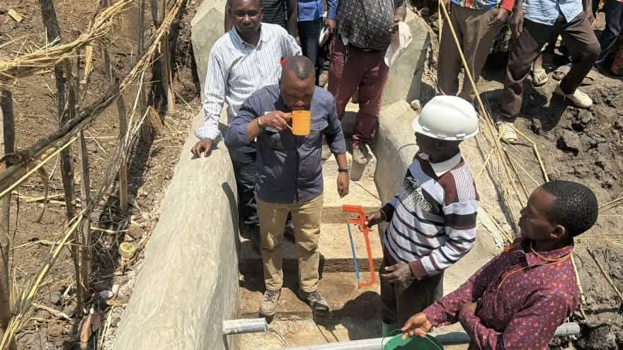 Inauguration d’une source d’eau potable dans le village de Kisobo à Moba